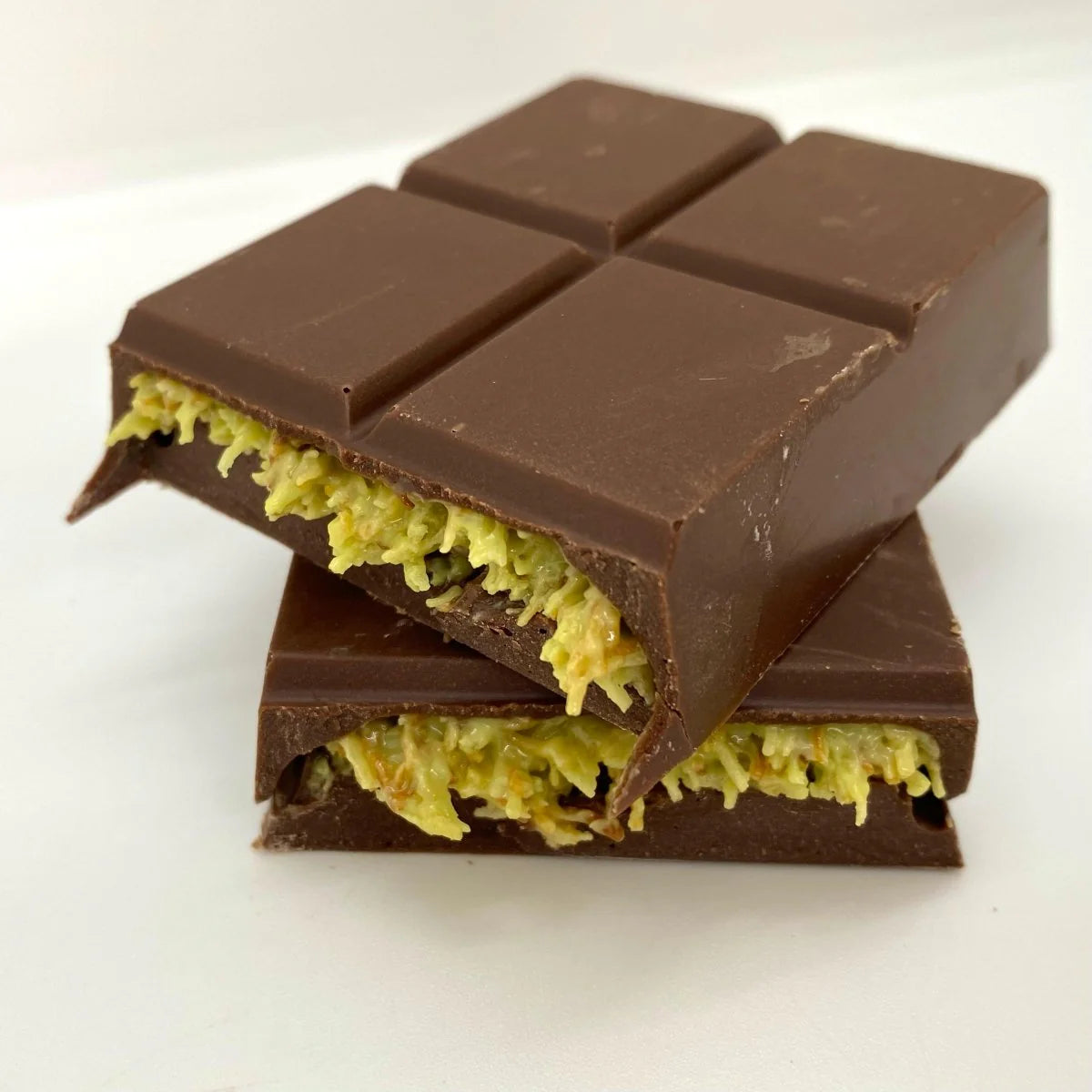 V-Gift Pistachio Praline Dubai Chocolate Bar - 146g